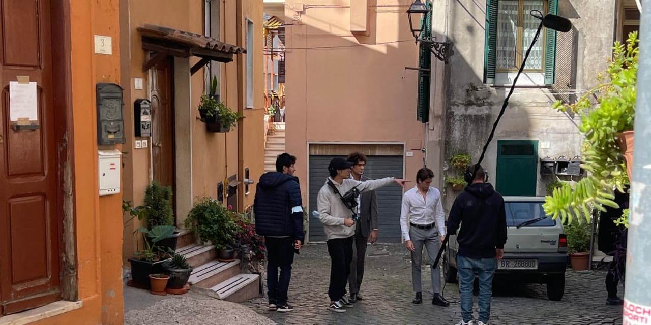 E in mezzo alla gente